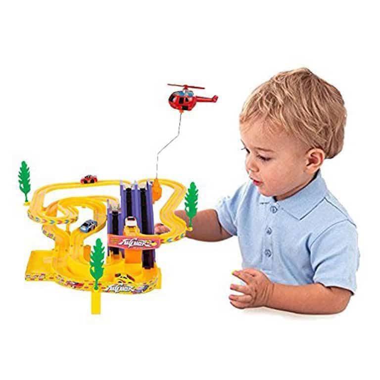 TRACK RACER RACING CAR SET WITH 4 MINIATURE CARS ROTATING HELICOPTER AND THRILLING SOUND